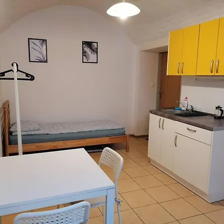 Basement In The Center!! Апартаменты *