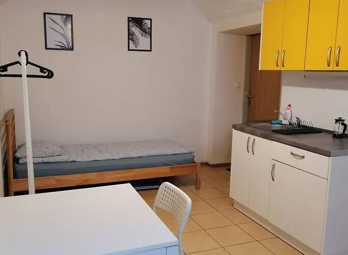 Basement In The Center!! Appartement *