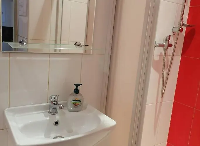 Appartement Basement In The Center!! Praag